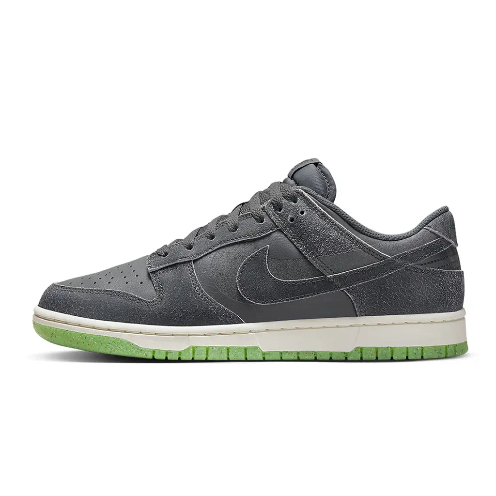 Dunk Low Retro PRM Halloween (2022)