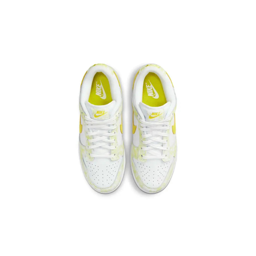 Dunk Low 'Yellow Strike'