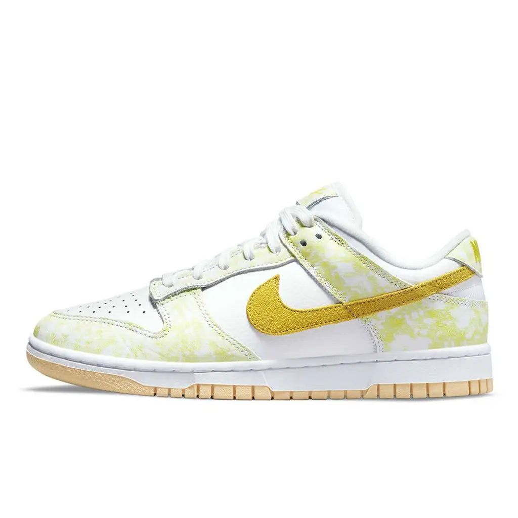 Dunk Low 'Yellow Strike'