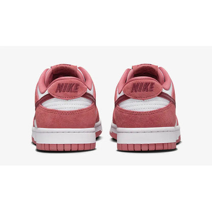 Dunk Low 'Valentine's Day' (2024)