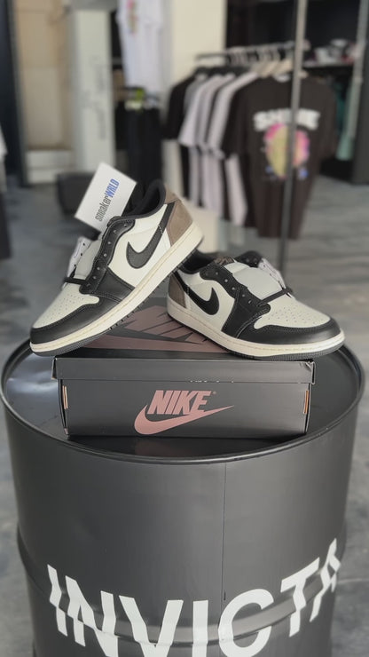 Jordan 1 Low OG 'Mocha'