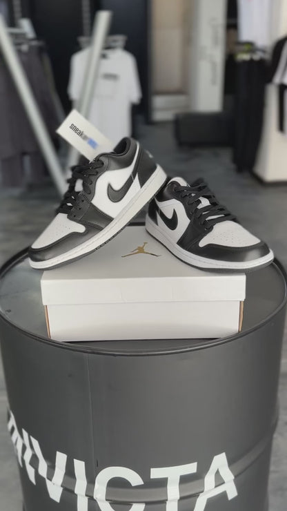 Jordan 1 Low Wmns 'Panda'